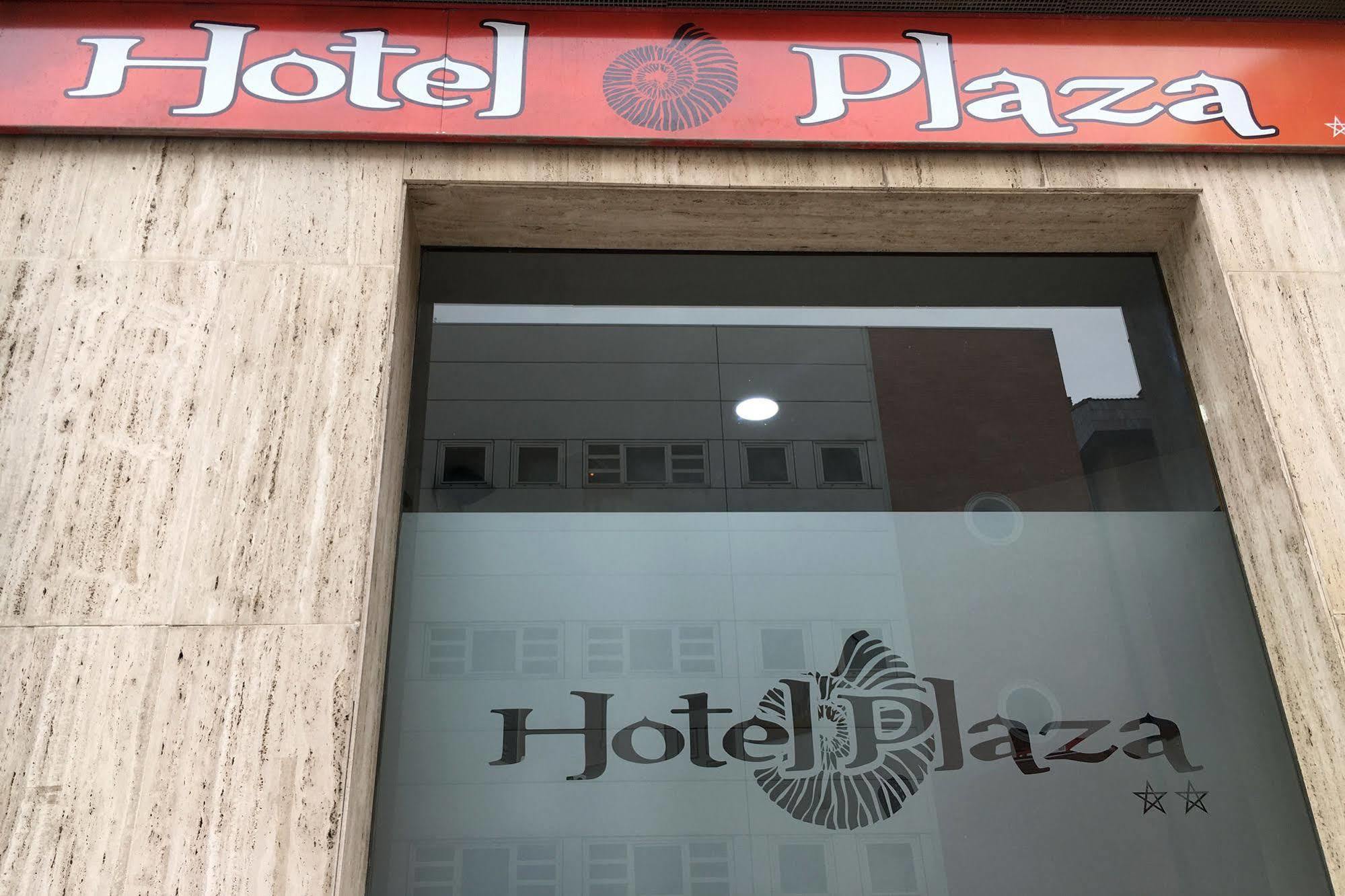 Hotel Plaza Куэнка Экстерьер фото